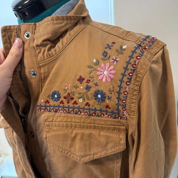Style & Co Tan Floral Embroidered Utility Jacket Size Medium - Picture 2 of 8